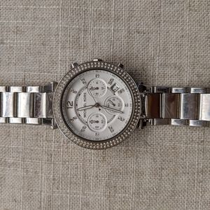 Women's watch, used.